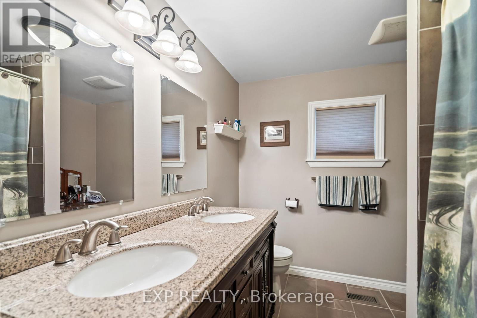 772 Townline Road W, Scugog, ON - Indoor Photo Showing Bathroom