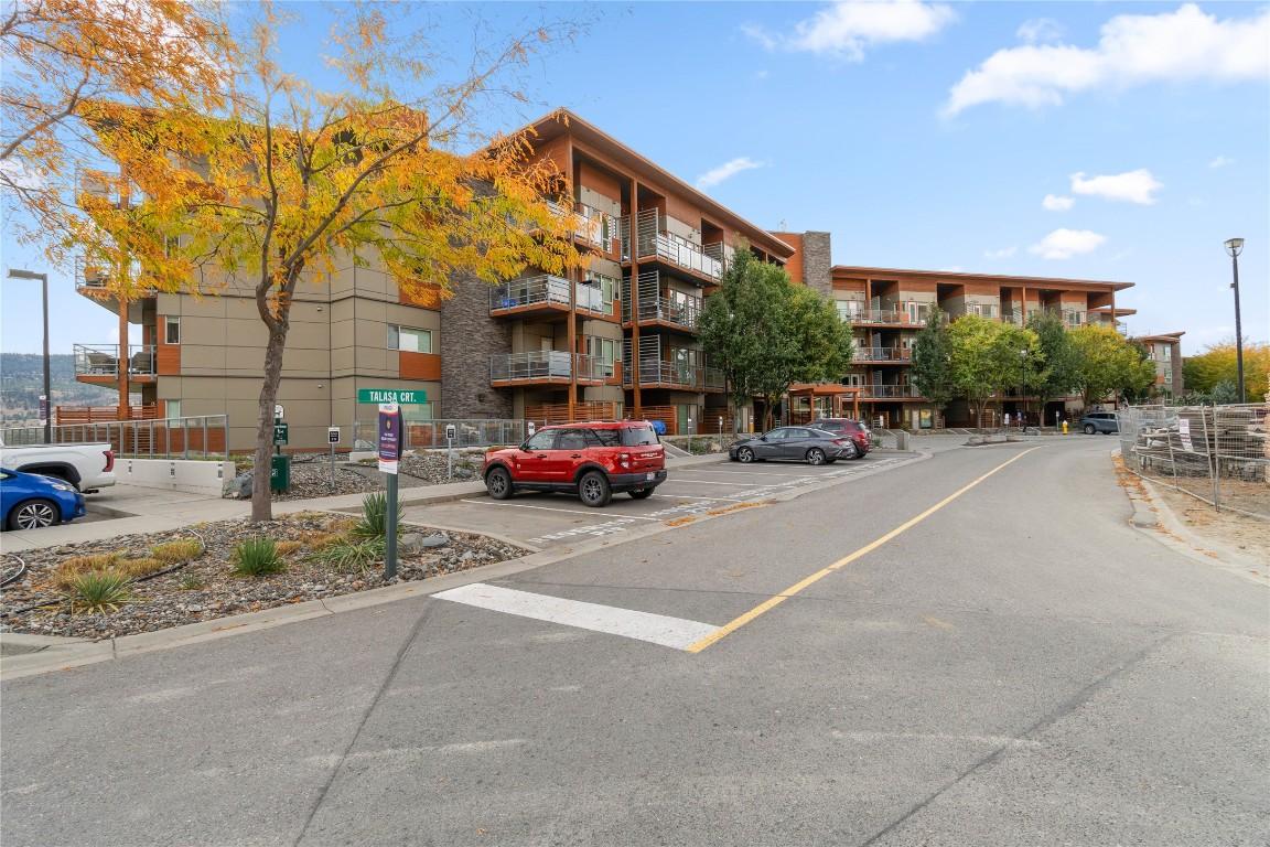3402-1040 Talasa Court, Kamloops, BC - Outdoor With Balcony