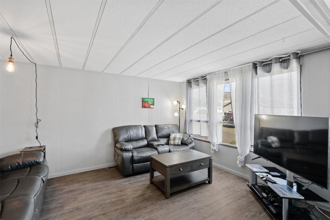 E9-7155 Dallas Drive, Kamloops, BC