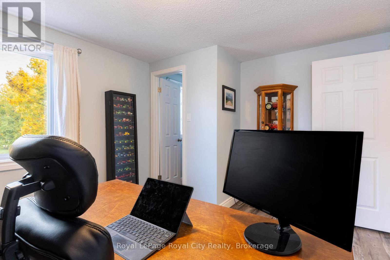 118 Stirling Macgregor Drive, Cambridge, ON - Indoor Photo Showing Office