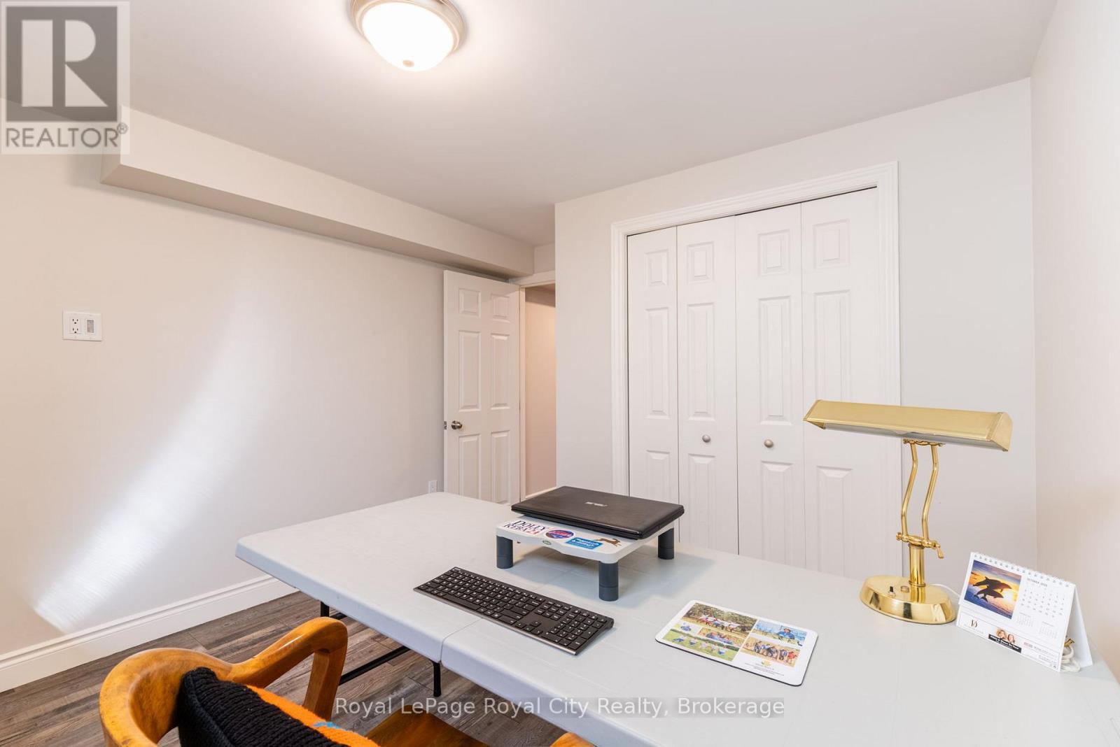 118 Stirling Macgregor Drive, Cambridge, ON - Indoor