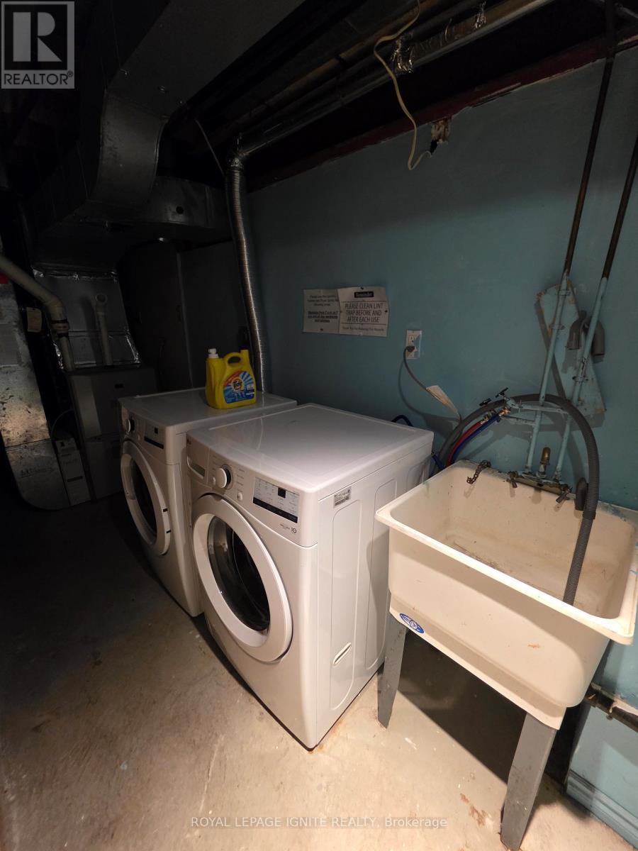 Bsmt - 75 Glenthorne Drive, Toronto, ON - Indoor Photo Showing Laundry Room