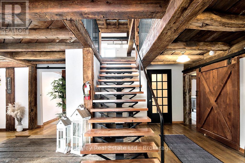 121 Old Highway 26, Meaford, ON - Indoor Photo Showing Other Room