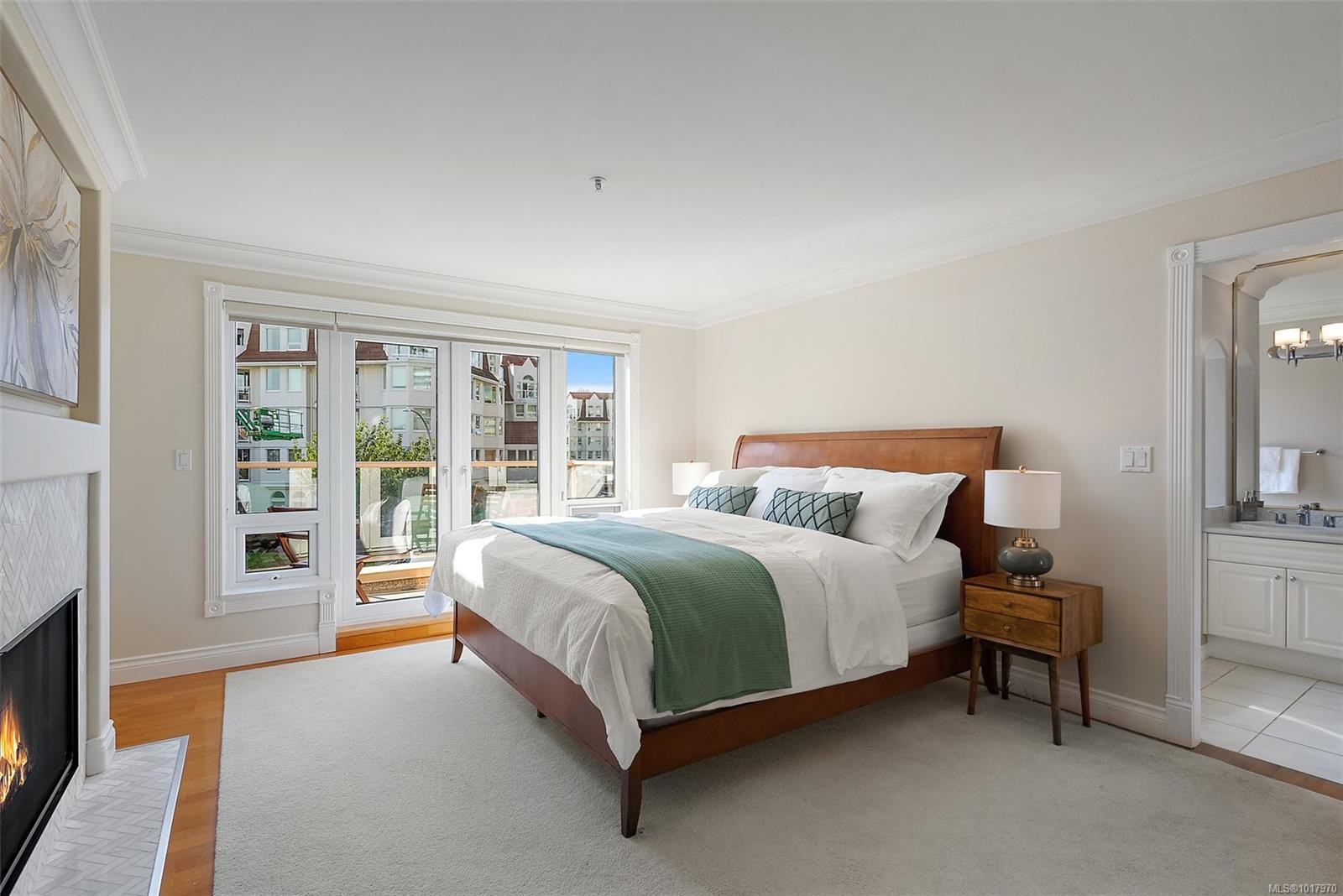 126-75 Songhees Rd, Victoria, BC