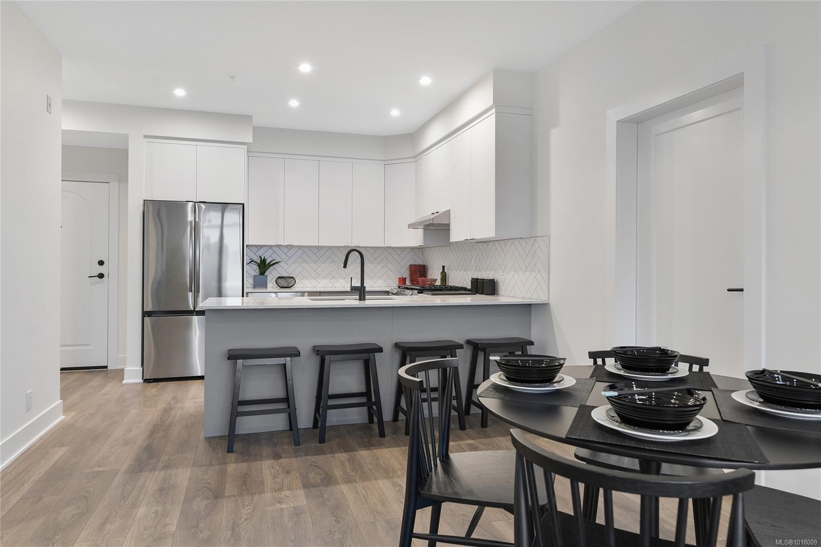 308-1114 Samar Cres, Langford, BC - Indoor