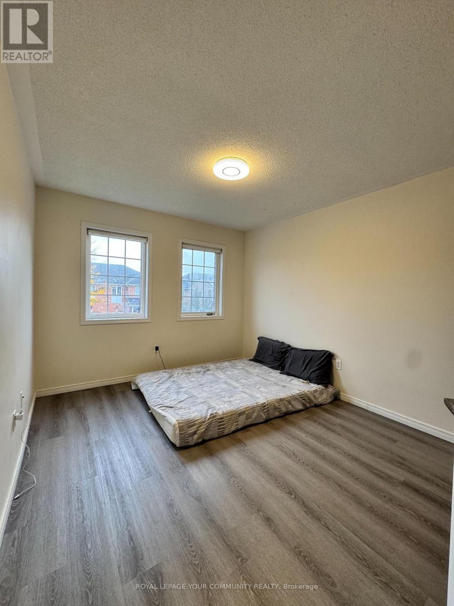 163 Flagstone Way, Newmarket, ON - Indoor Photo Showing Bedroom