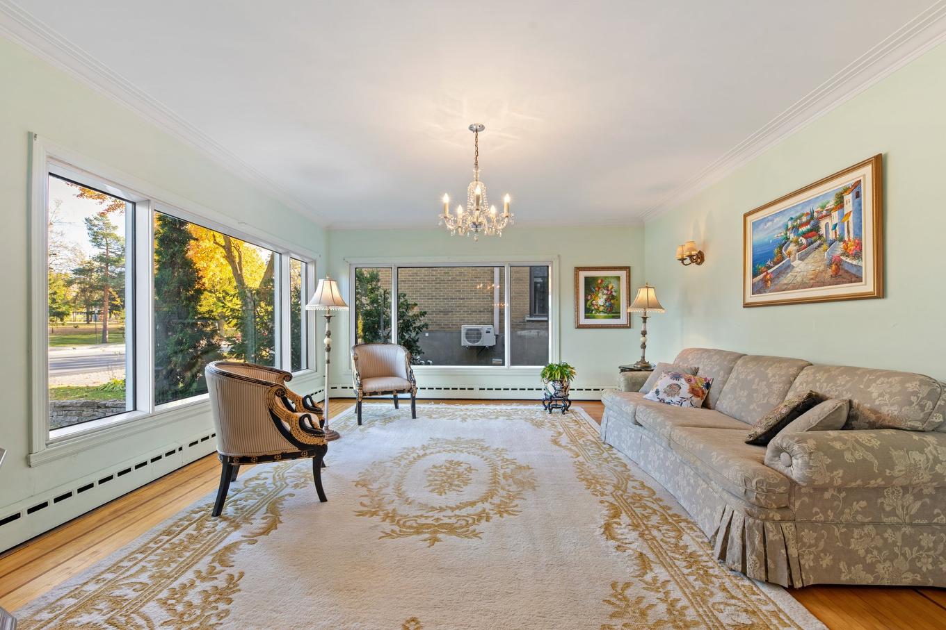 Salon - 5315 Boul. Gouin O., Montréal (Ahuntsic-Cartierville), QC - Indoor Photo Showing Living Room