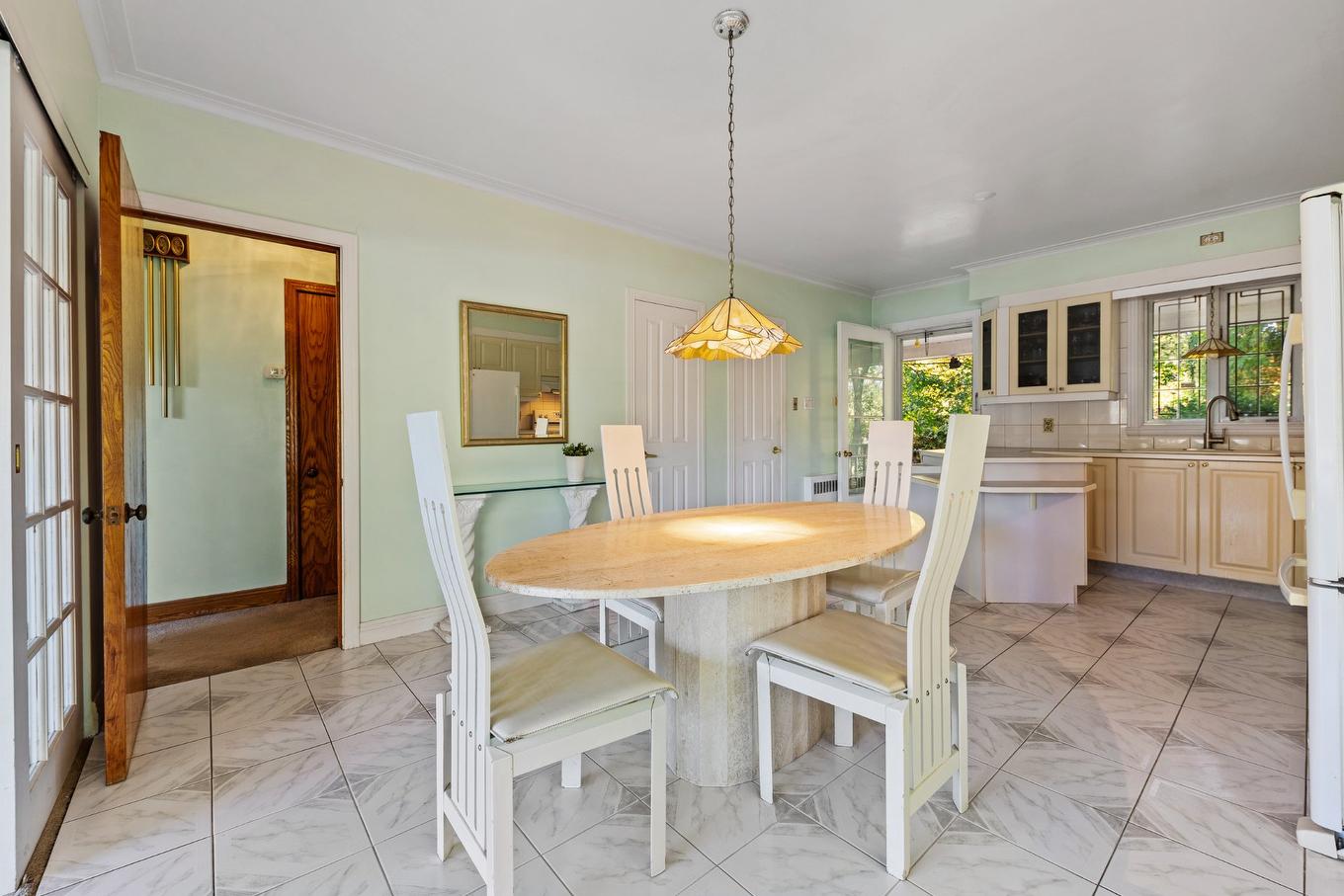 Cuisine - 5315 Boul. Gouin O., Montréal (Ahuntsic-Cartierville), QC - Indoor Photo Showing Dining Room