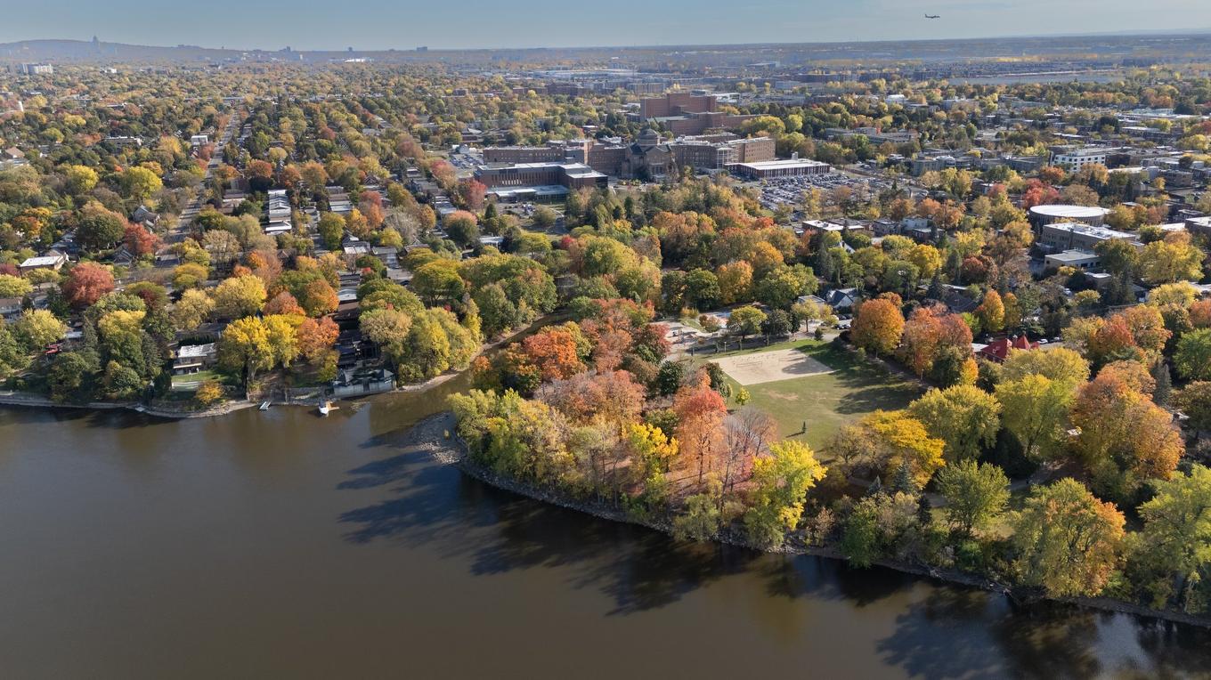 Photo aérienne - 5315 Boul. Gouin O., Montréal (Ahuntsic-Cartierville), QC - Outdoor With Body Of Water With View