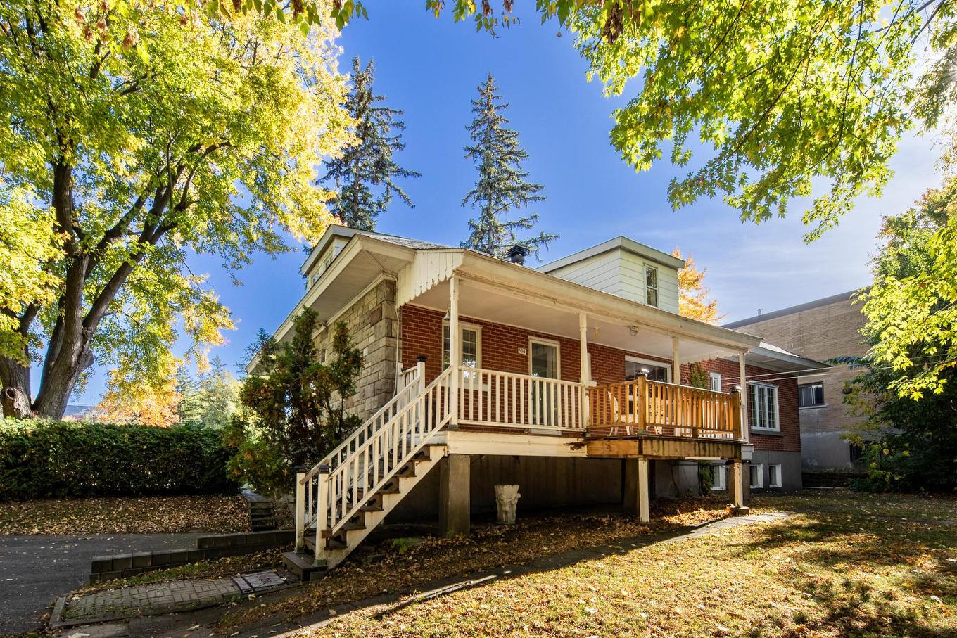 Face arrière - 5315 Boul. Gouin O., Montréal (Ahuntsic-Cartierville), QC - Outdoor With Deck Patio Veranda