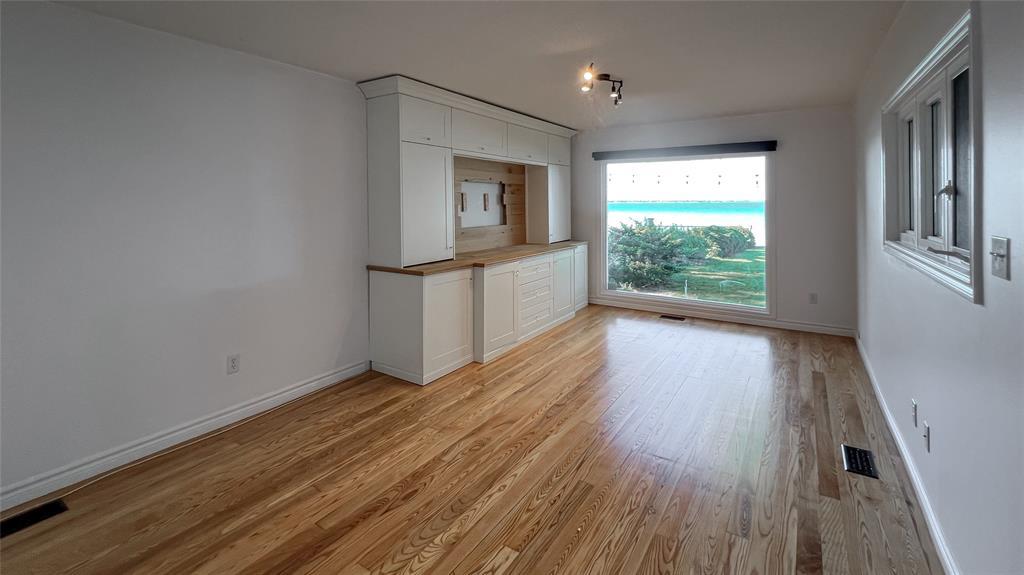 686 Beach Lane, Sarnia, ON