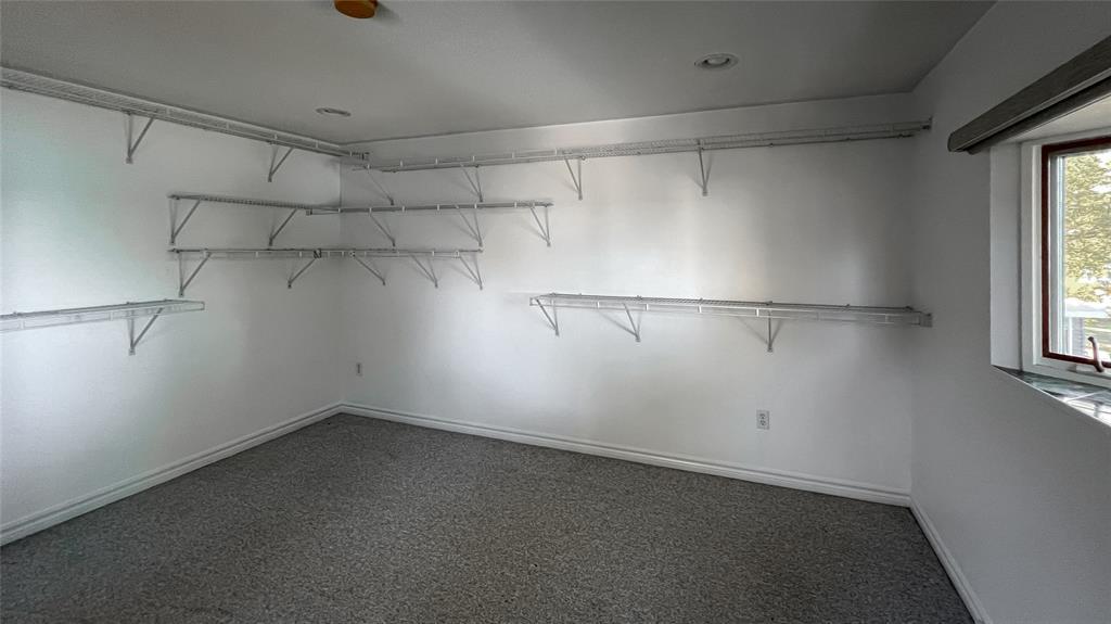 686 Beach Lane, Sarnia, ON