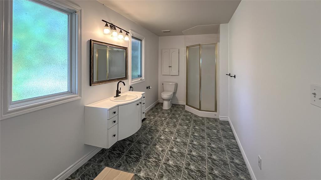 686 Beach Lane, Sarnia, ON