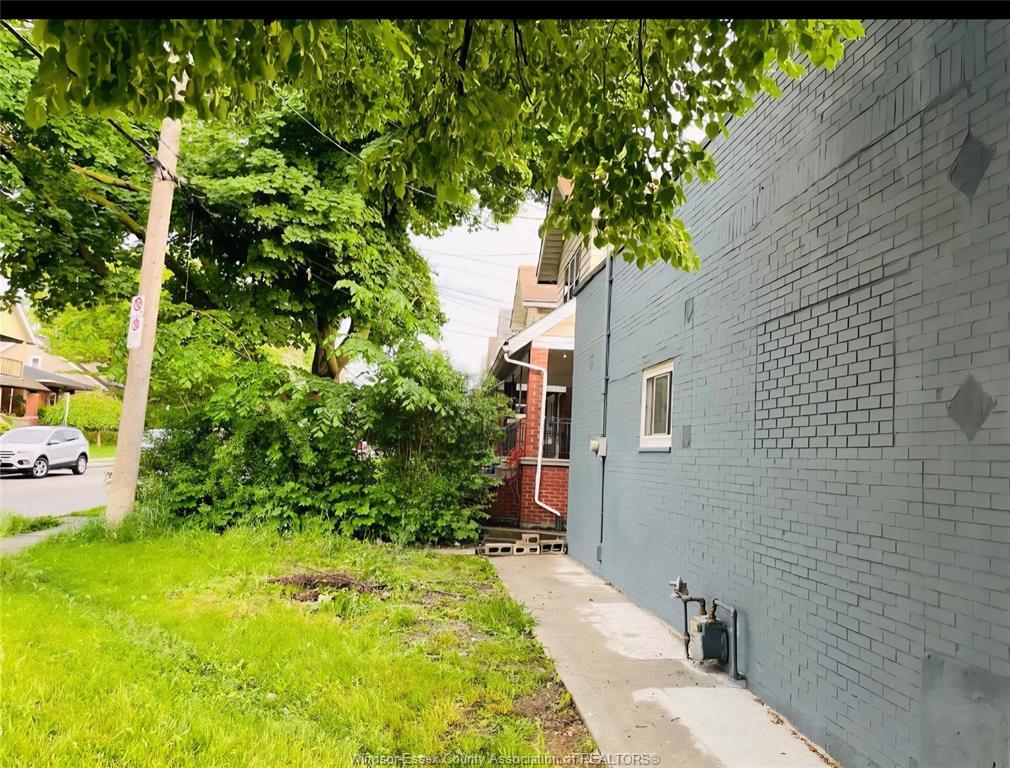 1133 Erie Street West, Windsor, ON