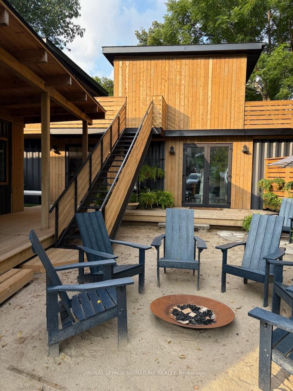 75 Joseph Street, Muskoka Lakes, ON