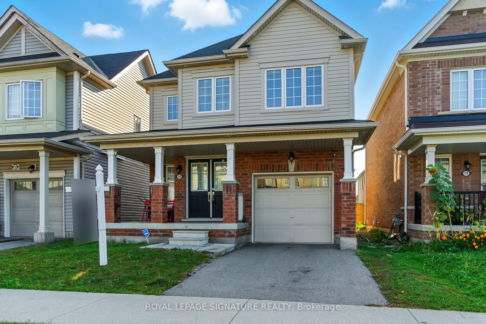 16 Froggy Drive, Thorold, ON - Outdoor With Facade