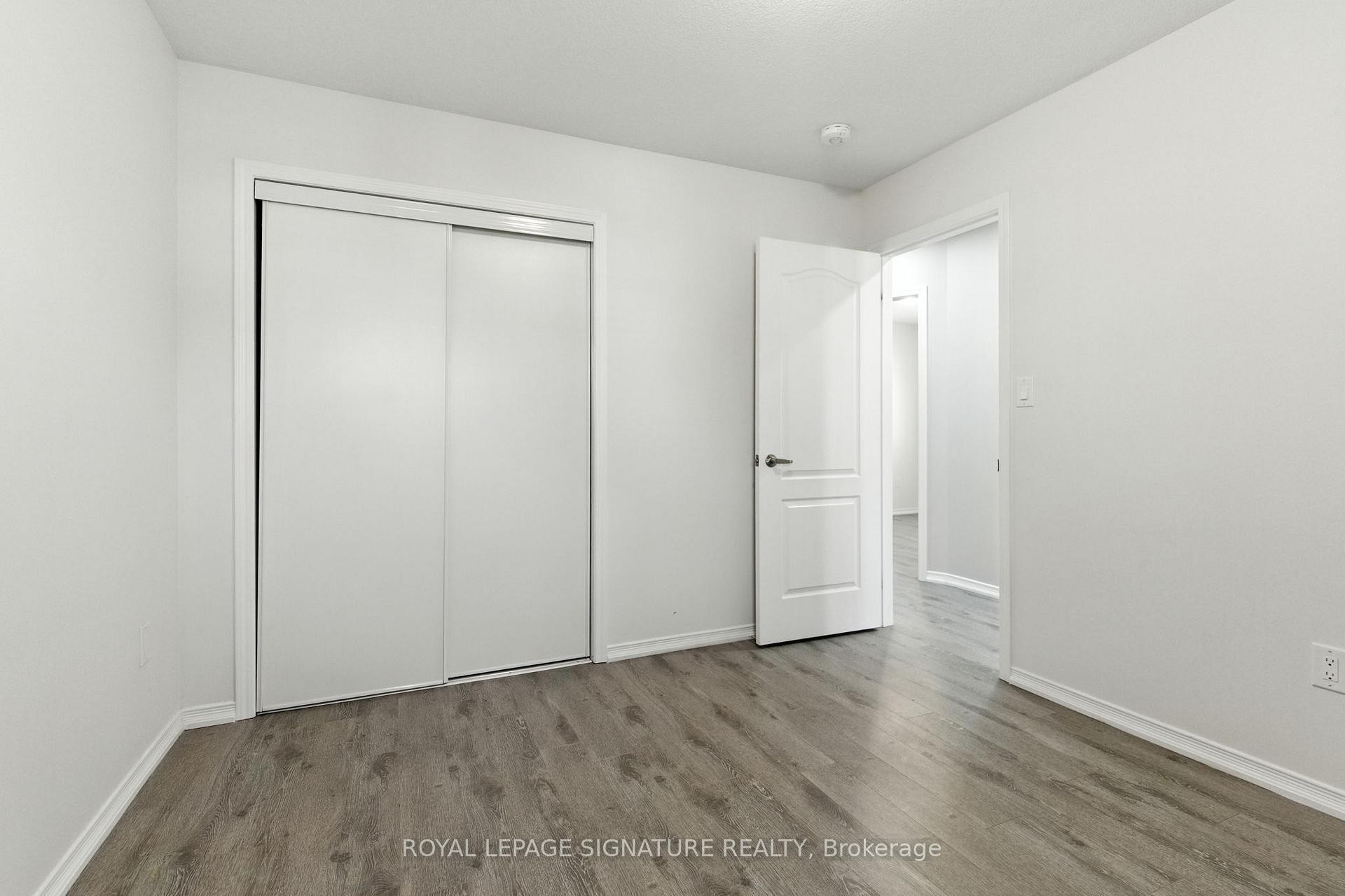 16 Froggy Drive, Thorold, ON - Indoor Photo Showing Other Room