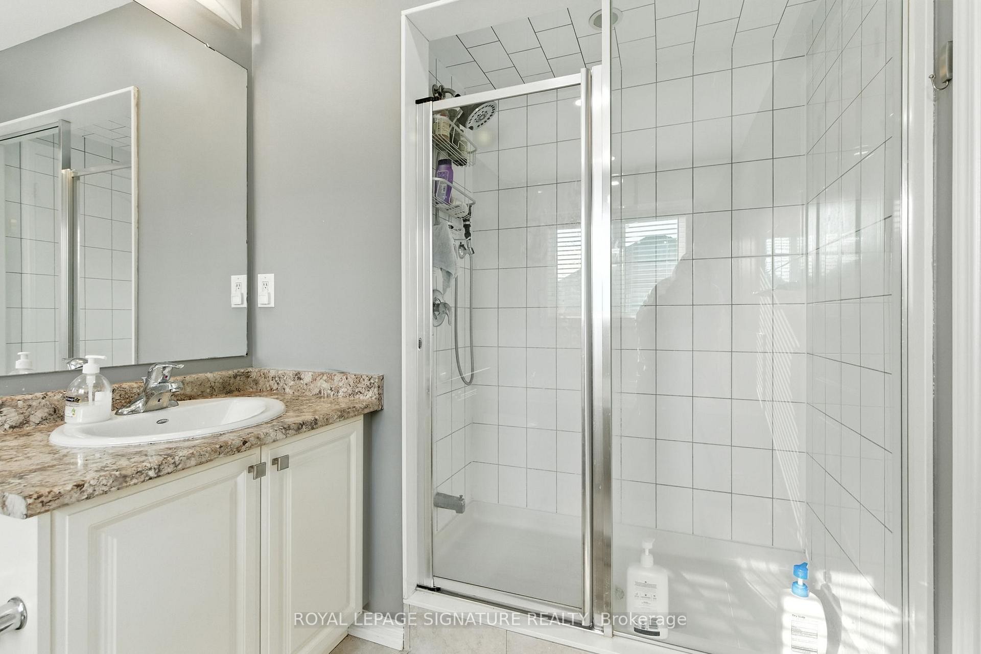 16 Froggy Drive, Thorold, ON - Indoor Photo Showing Bathroom