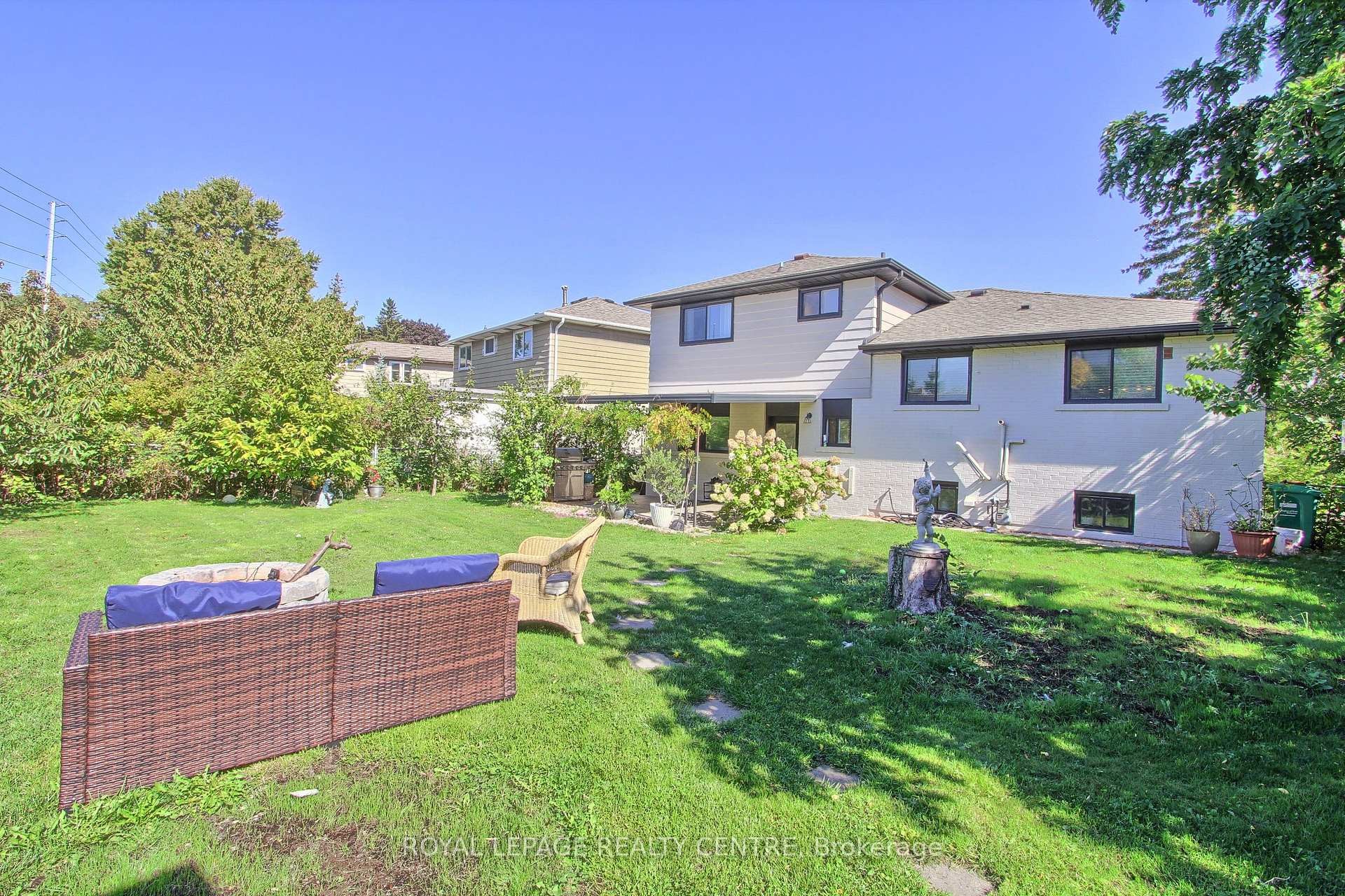 2039 Davebrook Road, Mississauga, ON - Outdoor