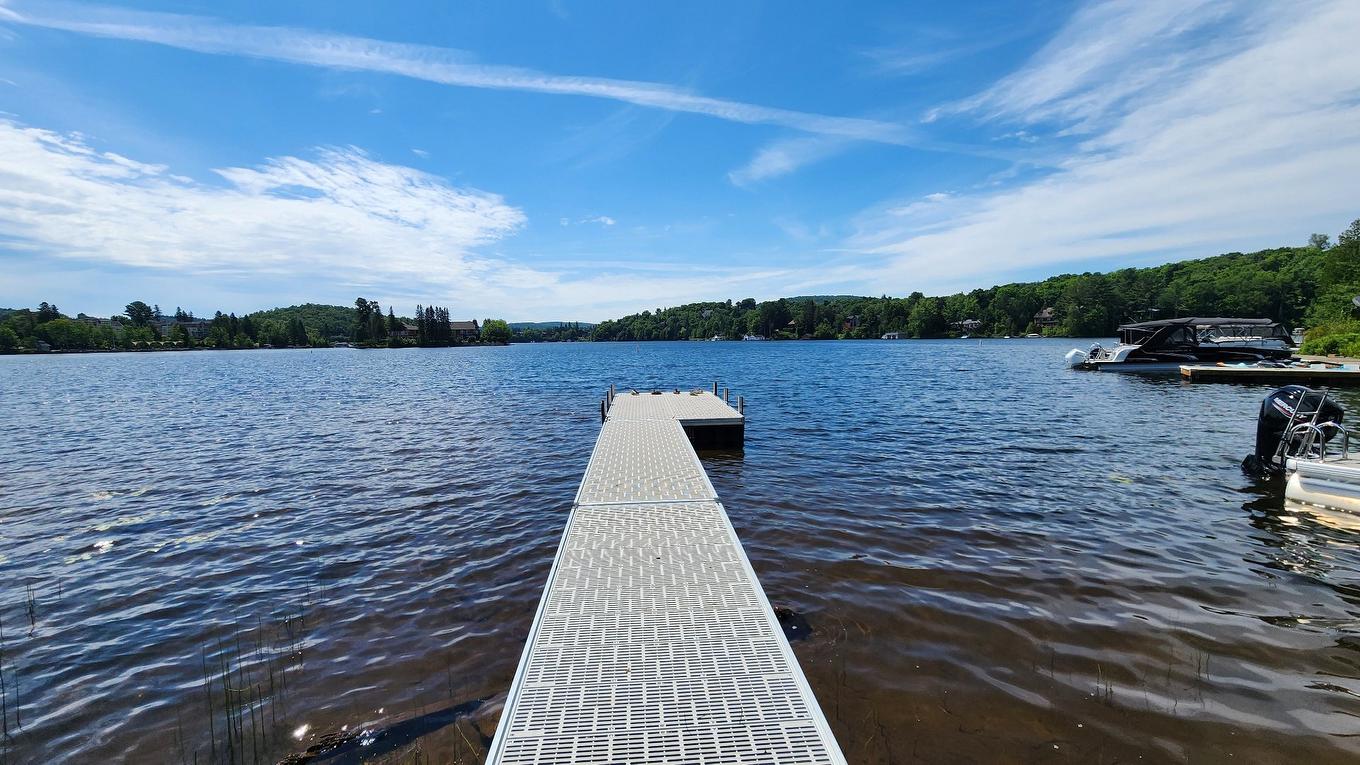 Bord de l'eau - A-144 Ch. Du Tour-Du-Lac, Sainte-Agathe-Des-Monts, QC - Outdoor With Body Of Water With View