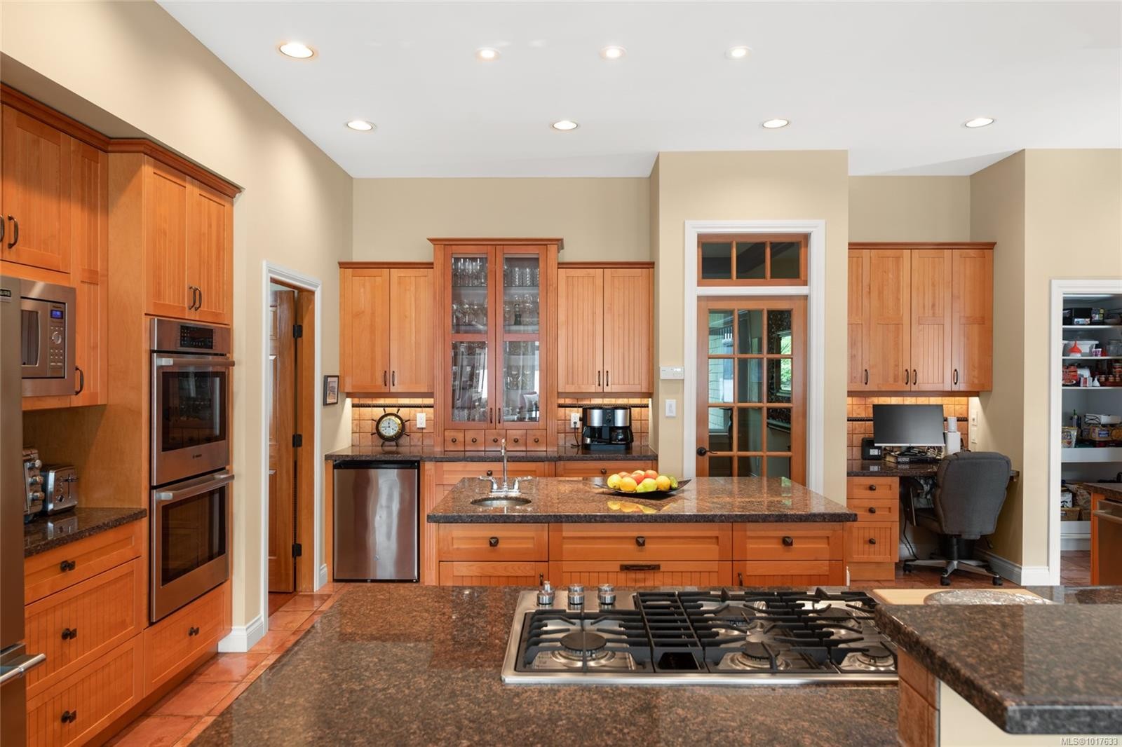 8338 West Saanich Rd, Central Saanich, BC