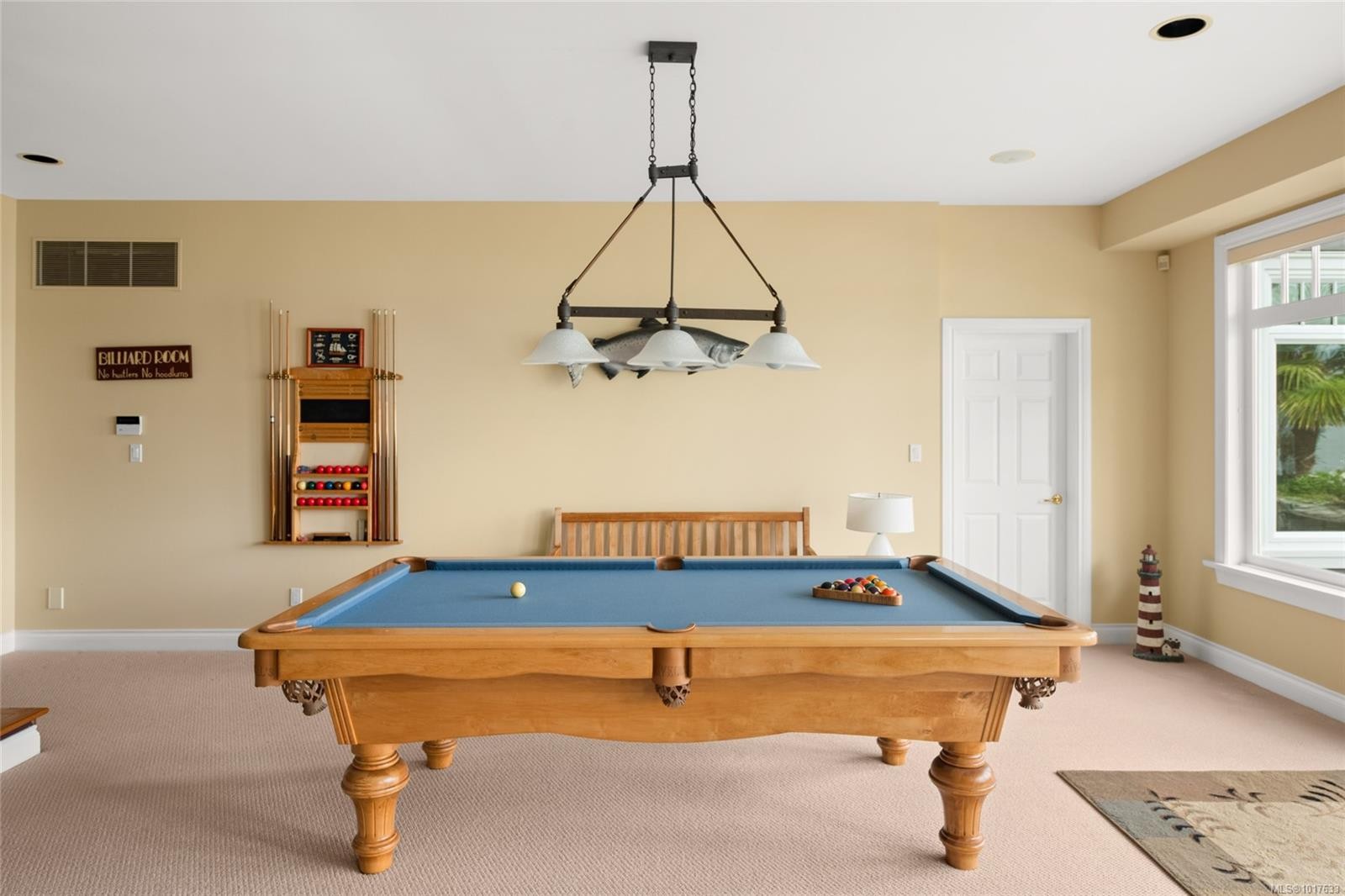 8338 West Saanich Rd, Central Saanich, BC