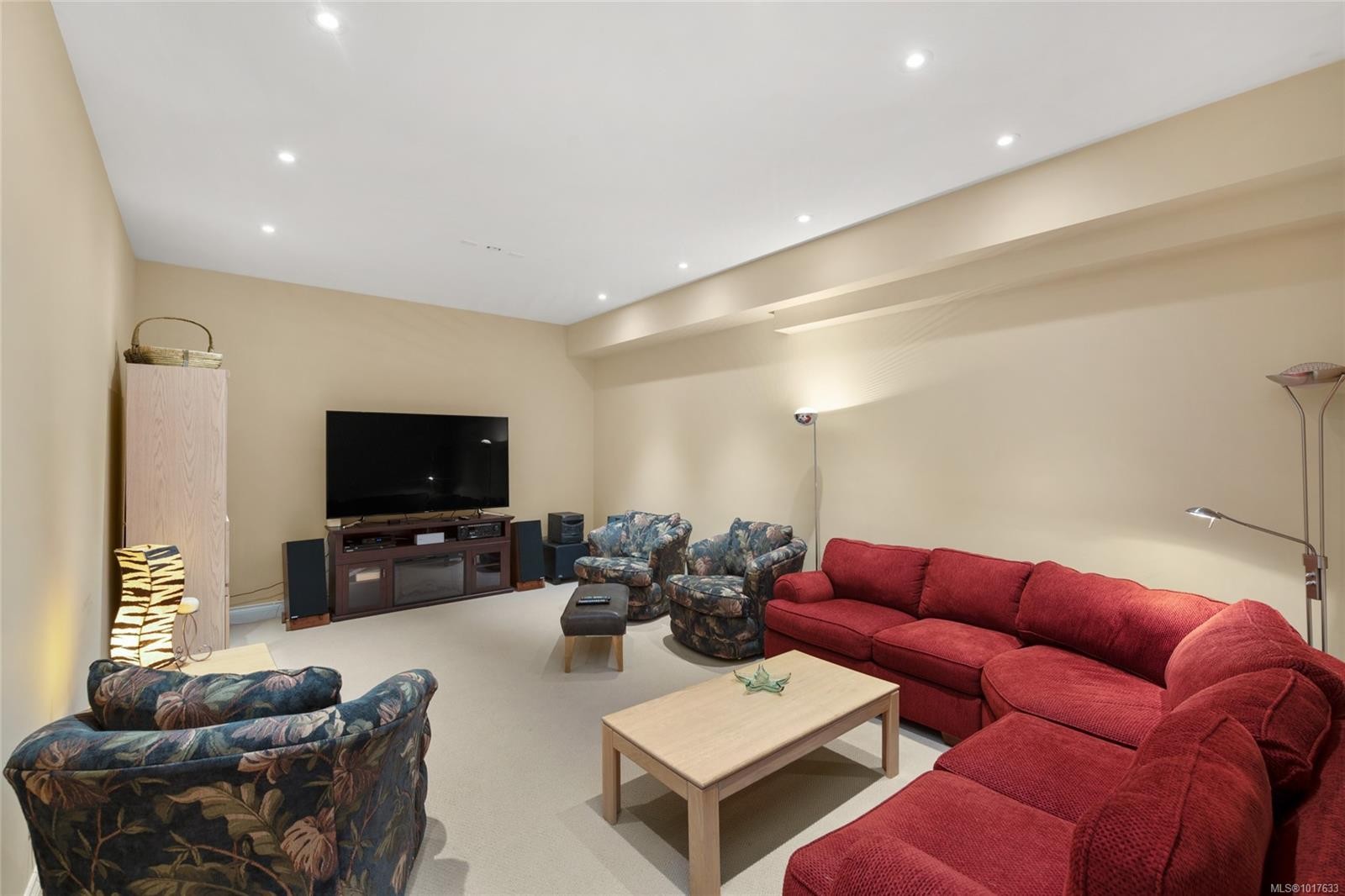 8338 West Saanich Rd, Central Saanich, BC