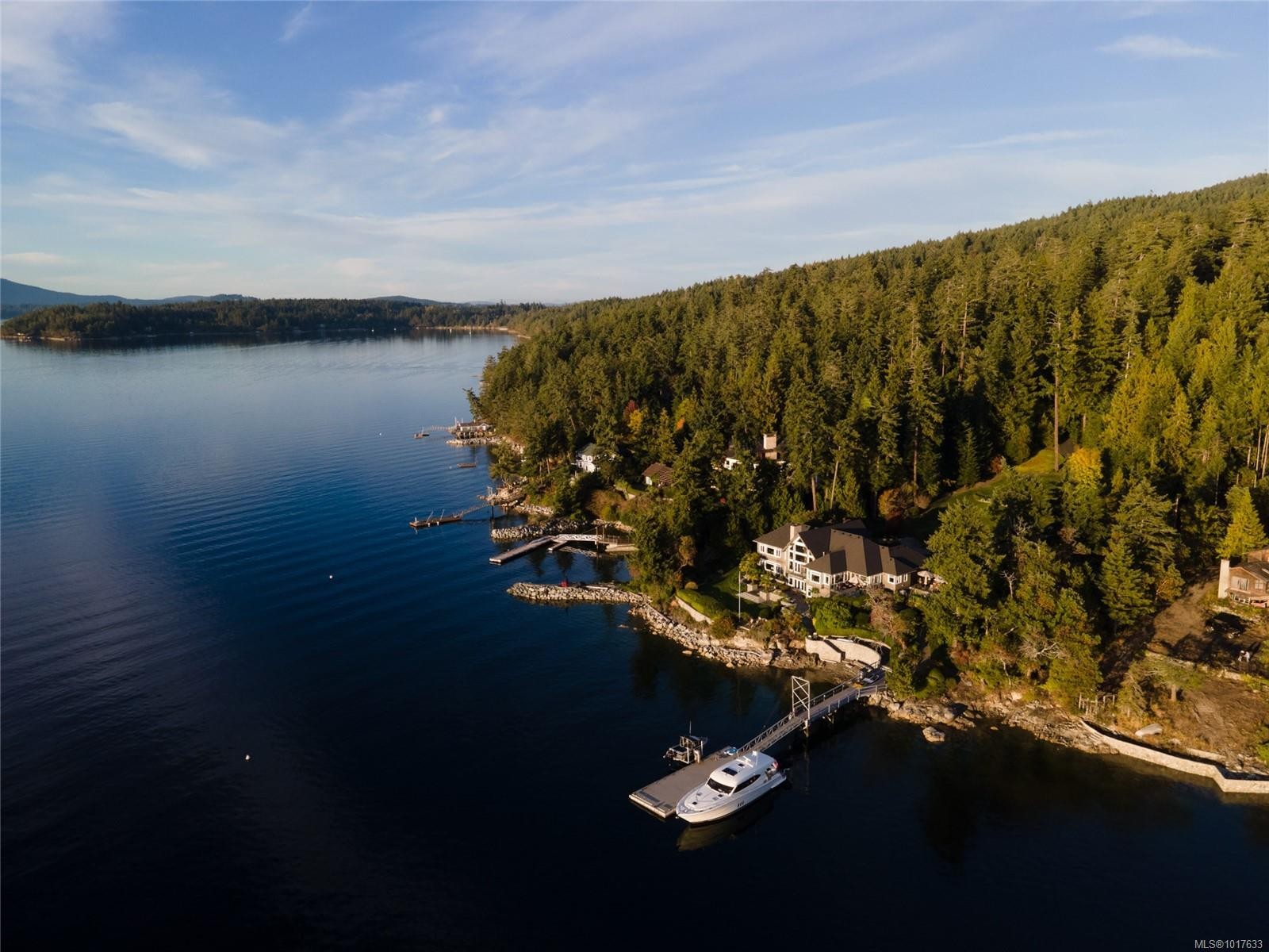 8338 West Saanich Rd, Central Saanich, BC