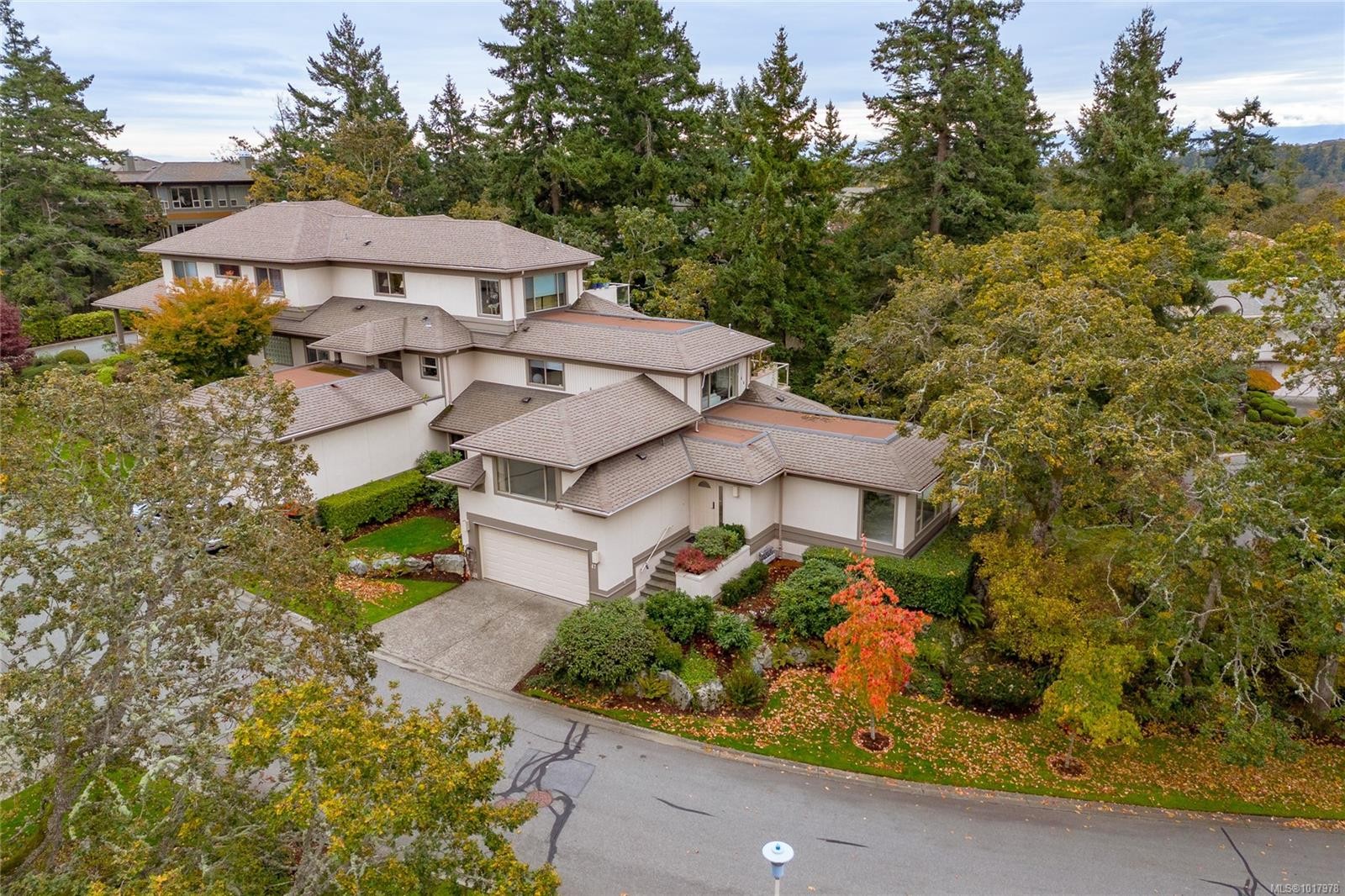 47-4300 Stoneywood Lane, Saanich, BC