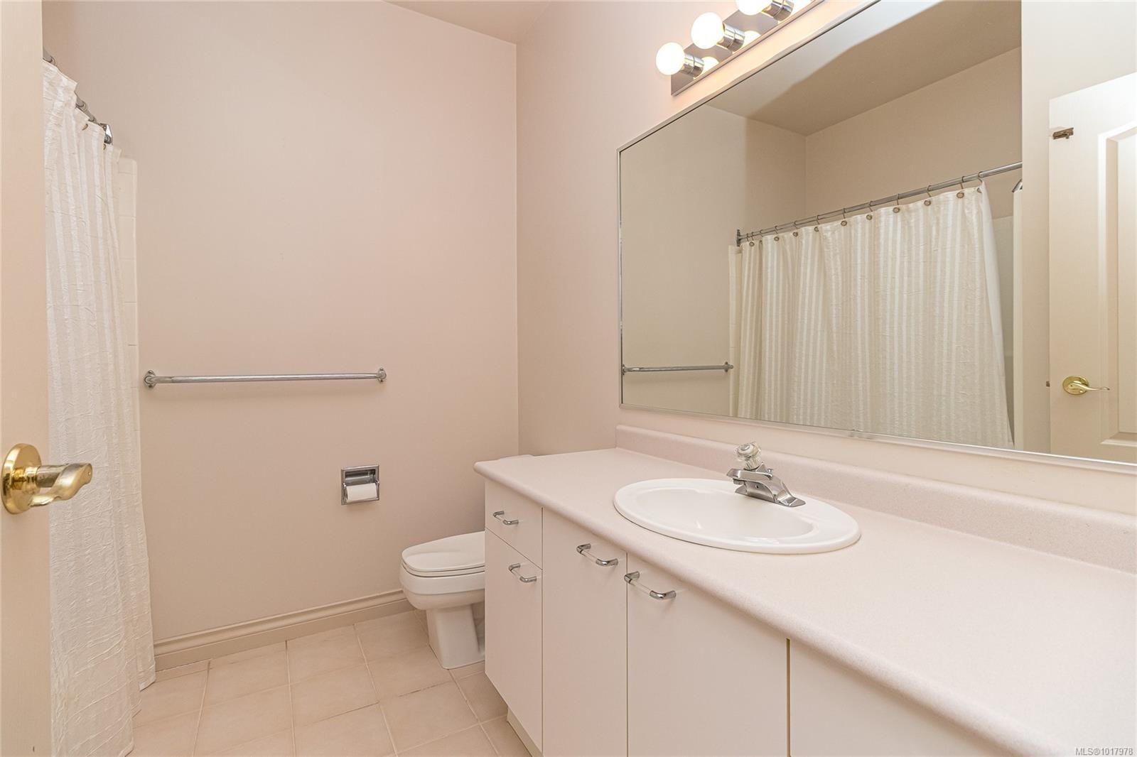 47-4300 Stoneywood Lane, Saanich, BC