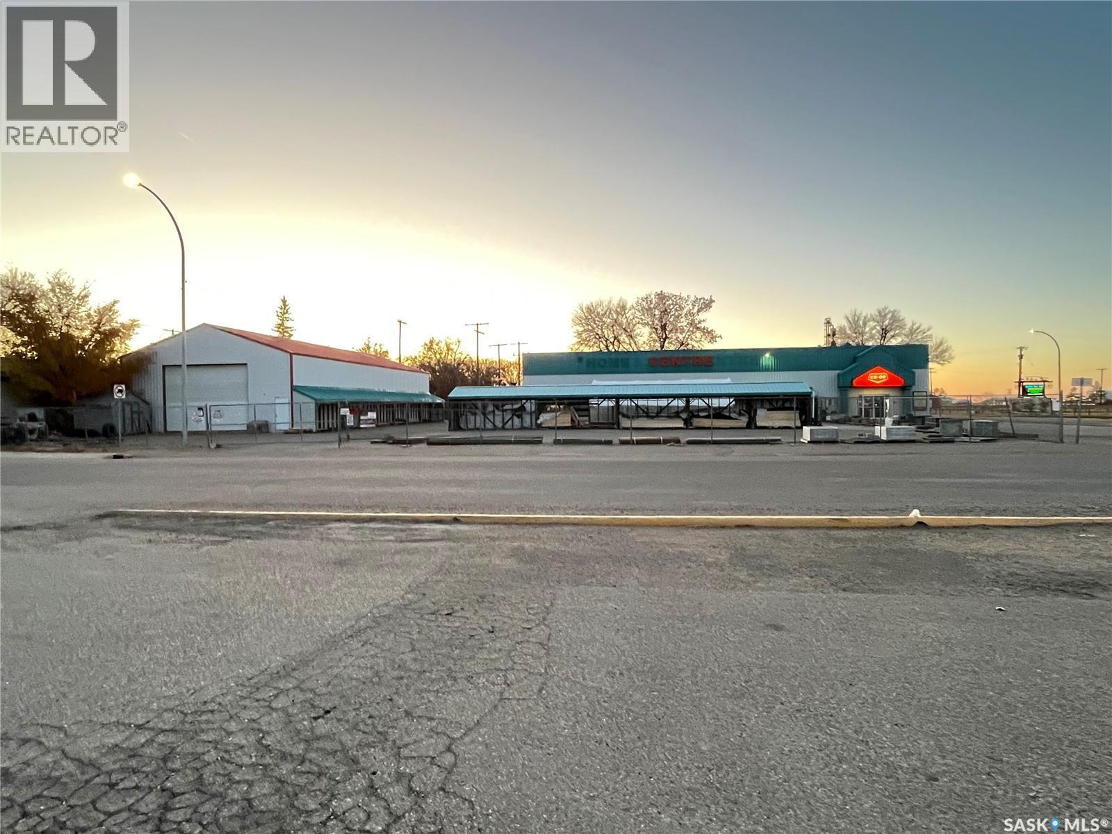 101 Sidney Street, Maple Creek, SK