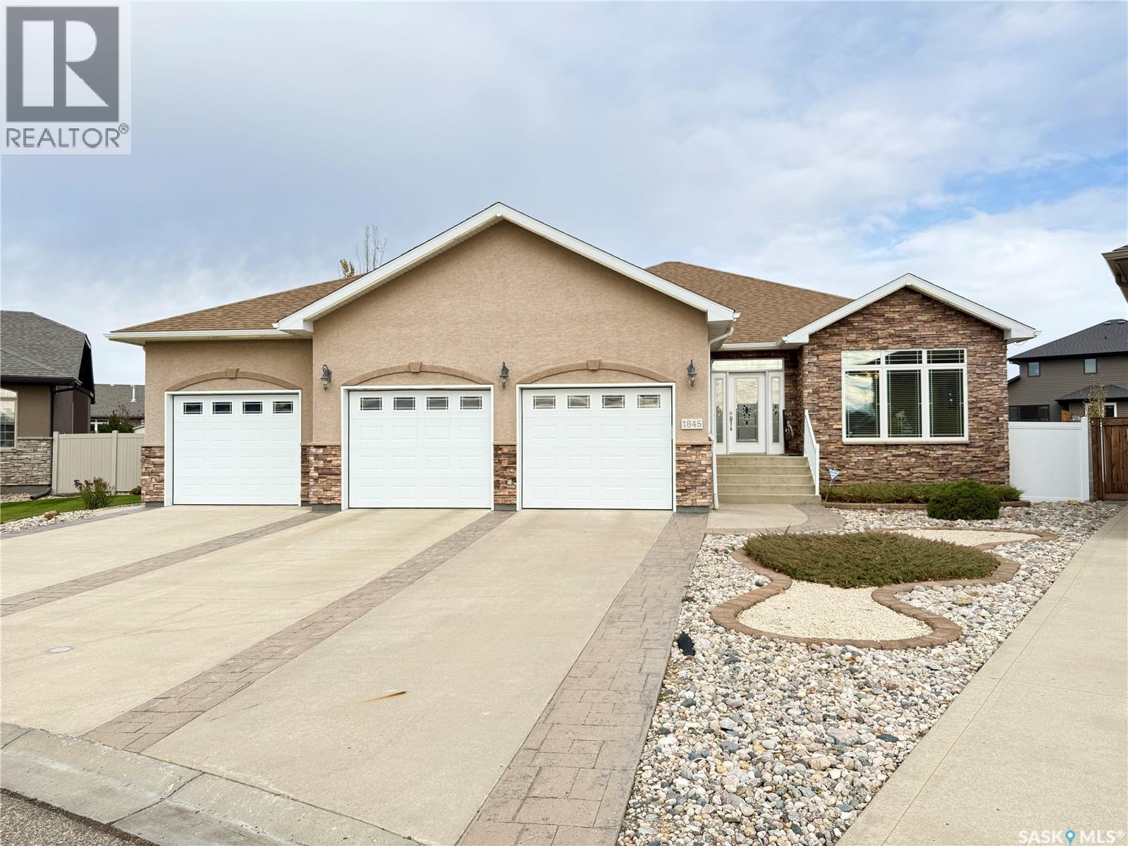 1845 Gordon Miles Place, Weyburn, SK - Outdoor With Facade