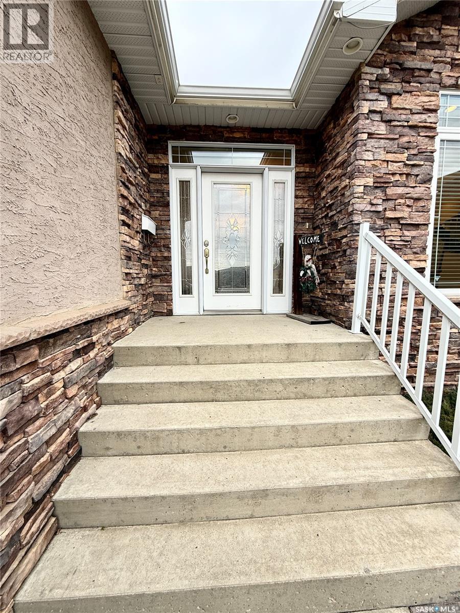 1845 Gordon Miles Place, Weyburn, SK - Outdoor With Exterior