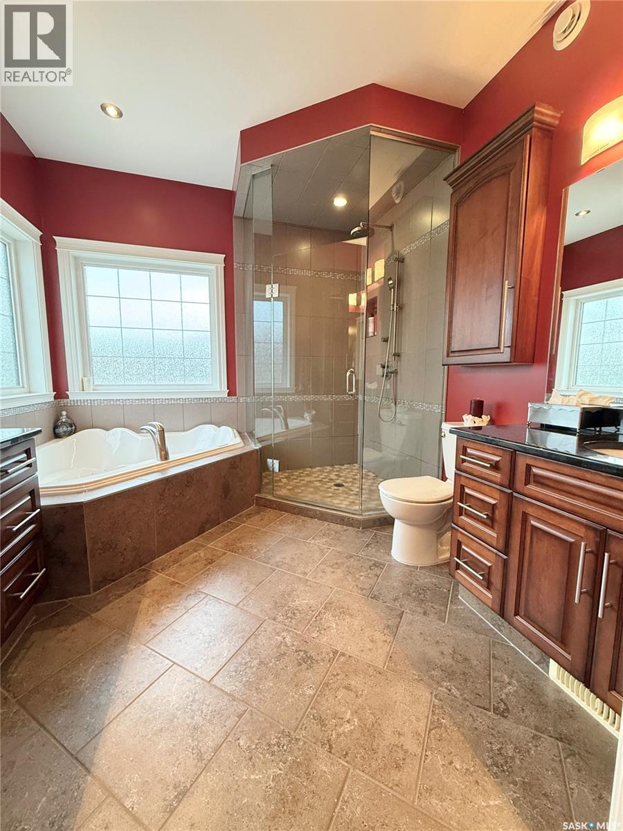 1845 Gordon Miles Place, Weyburn, SK - Indoor Photo Showing Bathroom