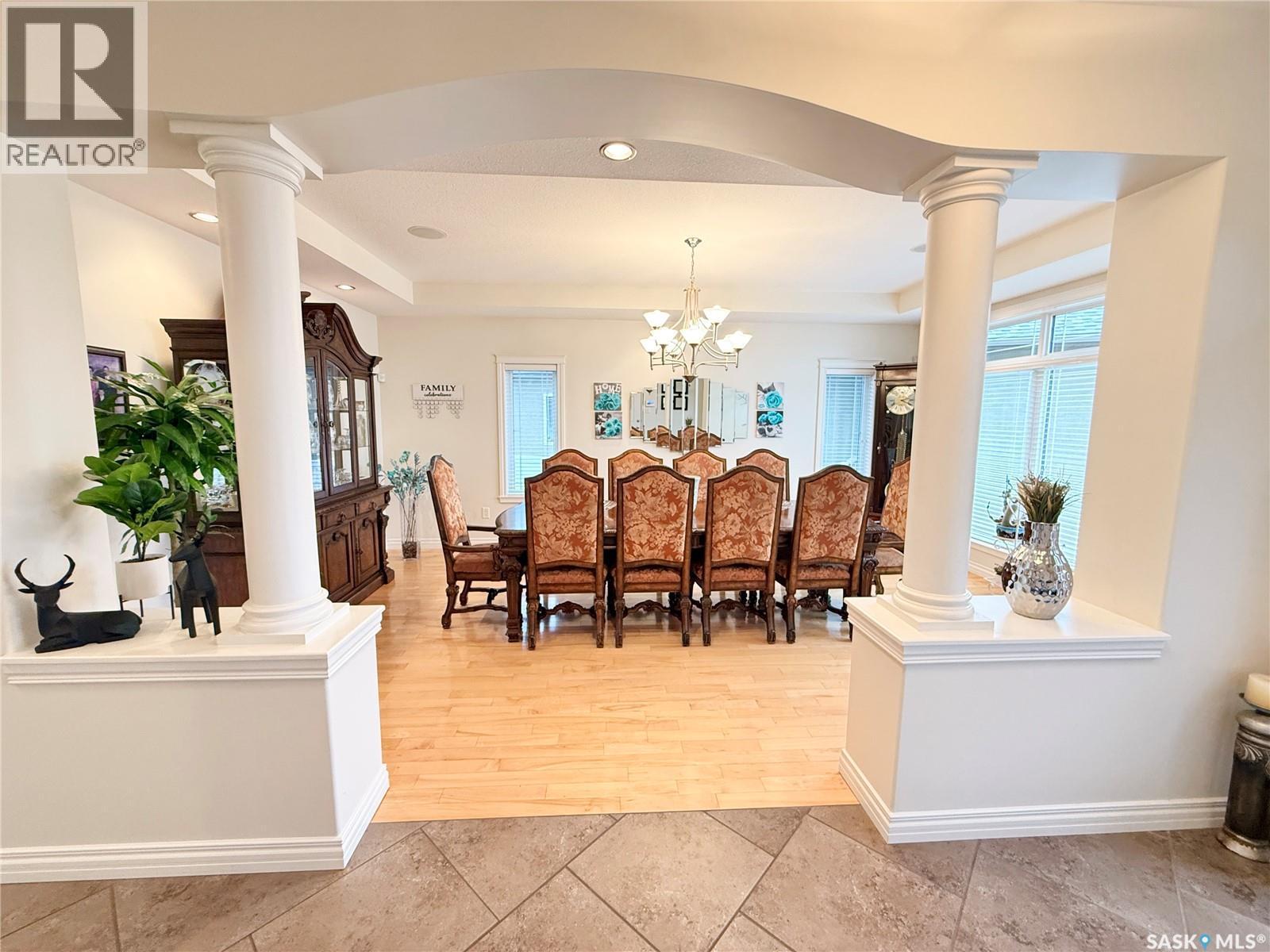 1845 Gordon Miles Place, Weyburn, SK - Indoor Photo Showing Dining Room