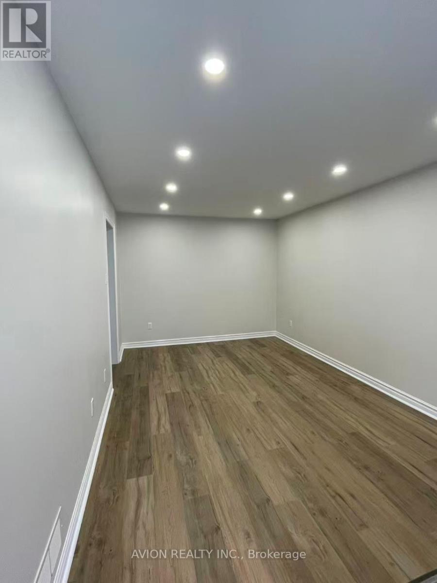 172 Highglen Avenue E, Markham, ON - Indoor