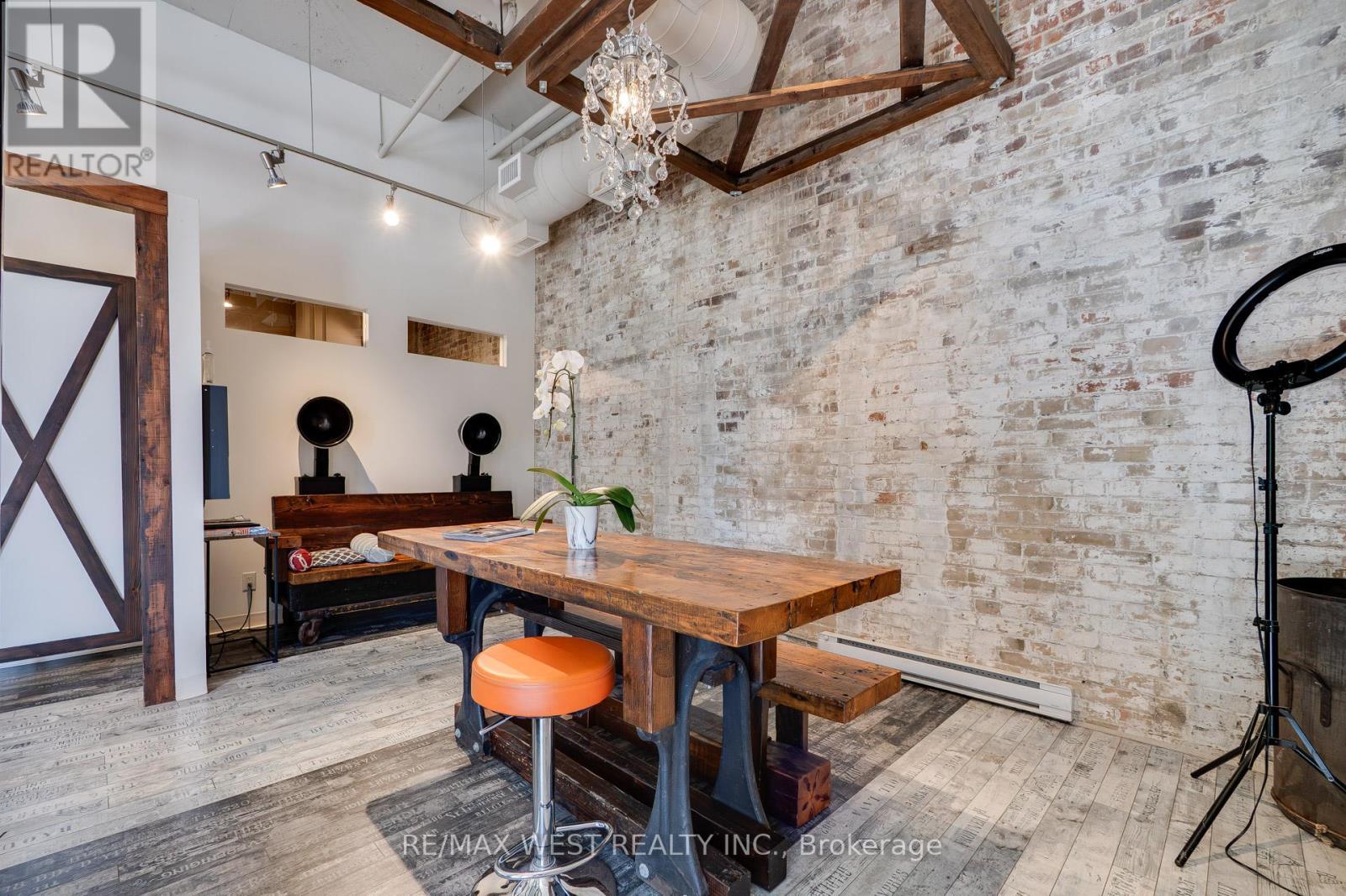 90 Distillery Lane, Toronto, ON