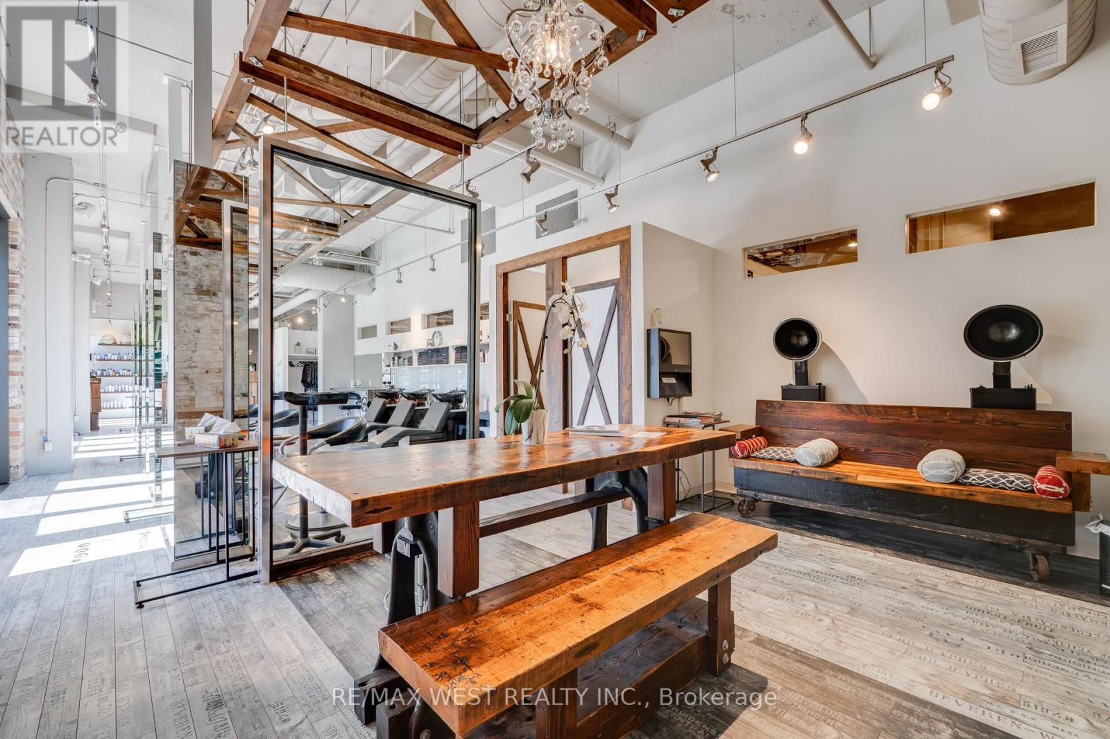 90 Distillery Lane, Toronto, ON