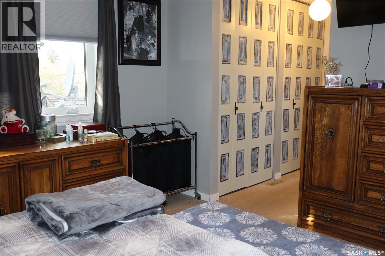 310 2Nd Avenue S, Rockglen, SK - Indoor Photo Showing Bedroom