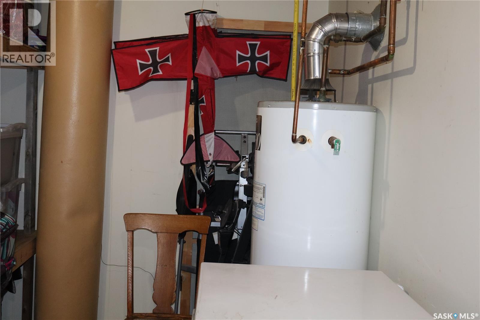 310 2Nd Avenue S, Rockglen, SK - Indoor Photo Showing Basement