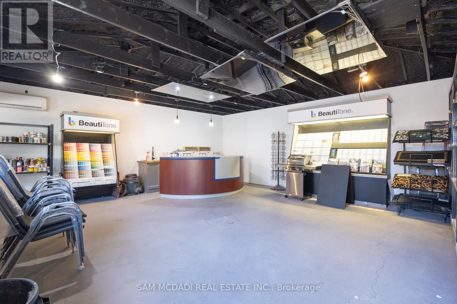 1212 Dufferin Street, Toronto, ON