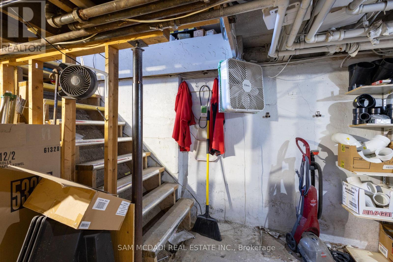 1212 Dufferin Street, Toronto, ON