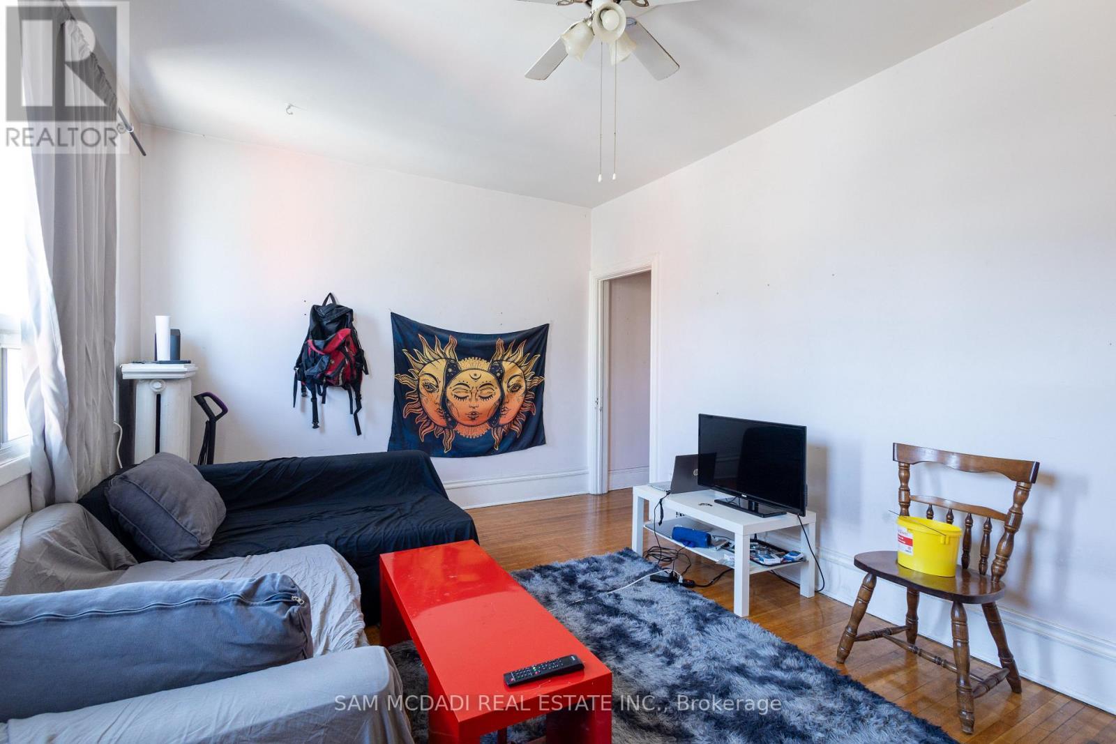 1212 Dufferin Street, Toronto, ON