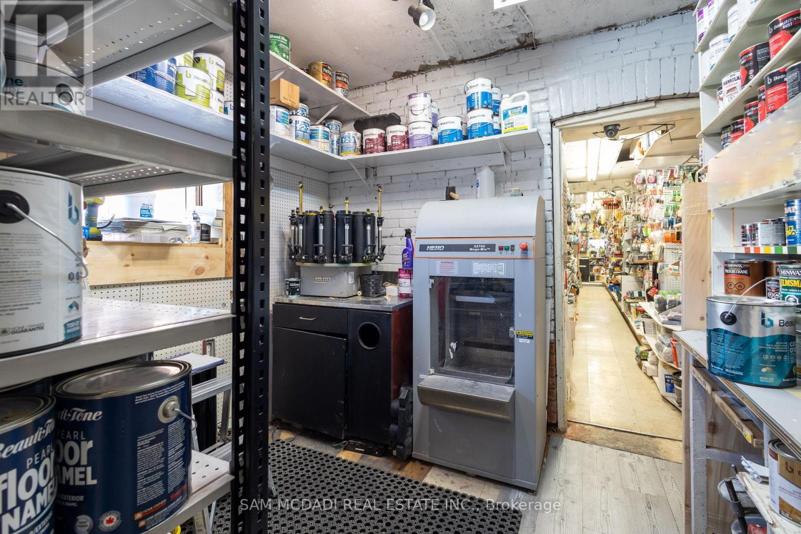 1212 Dufferin Street, Toronto, ON