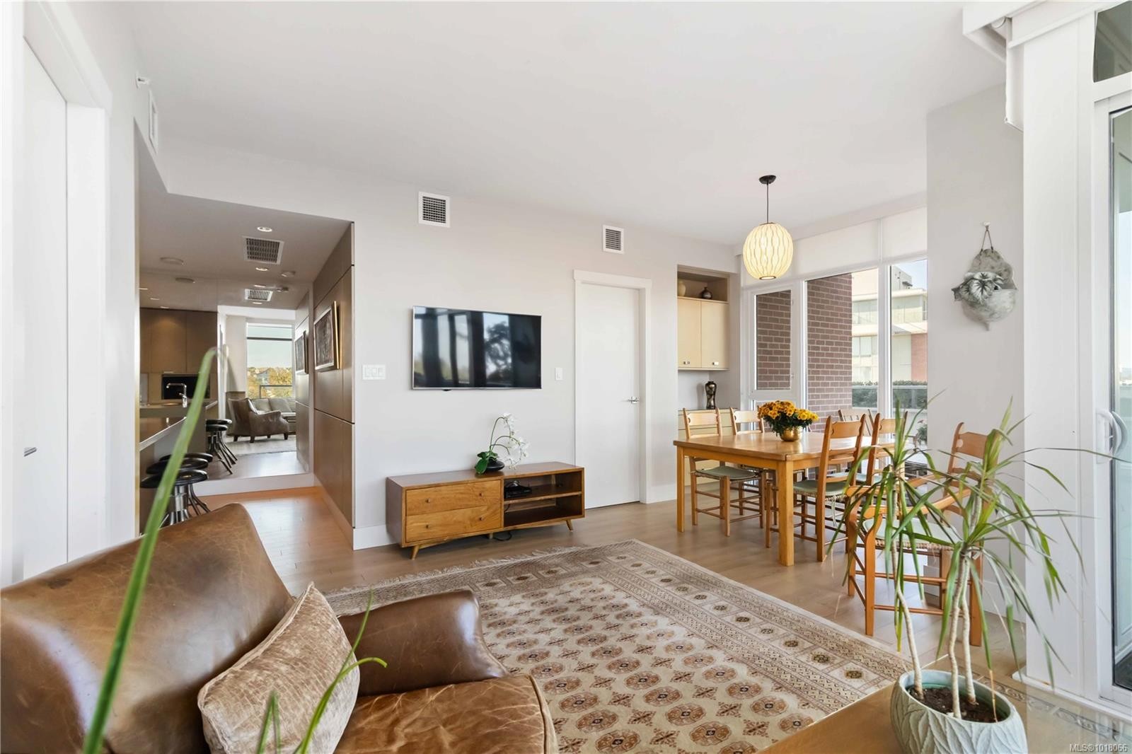 303-83 Saghalie Rd, Victoria, BC - Indoor Photo Showing Other Room