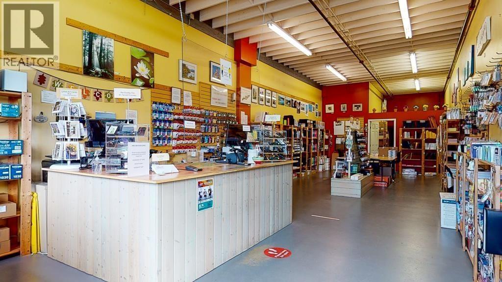 5672 Cowrie Street, Sechelt, BC