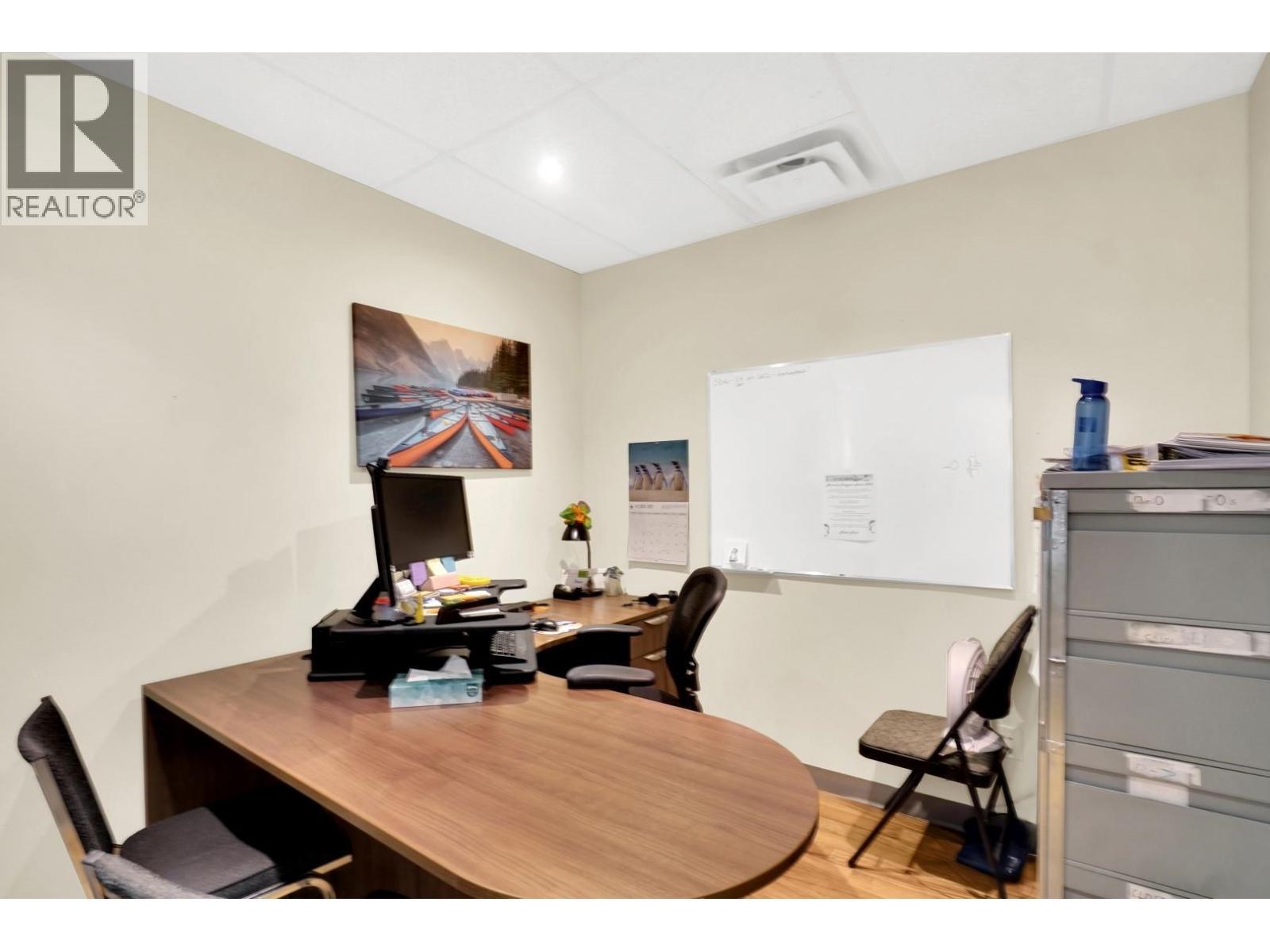 5672 Cowrie Street, Sechelt, BC