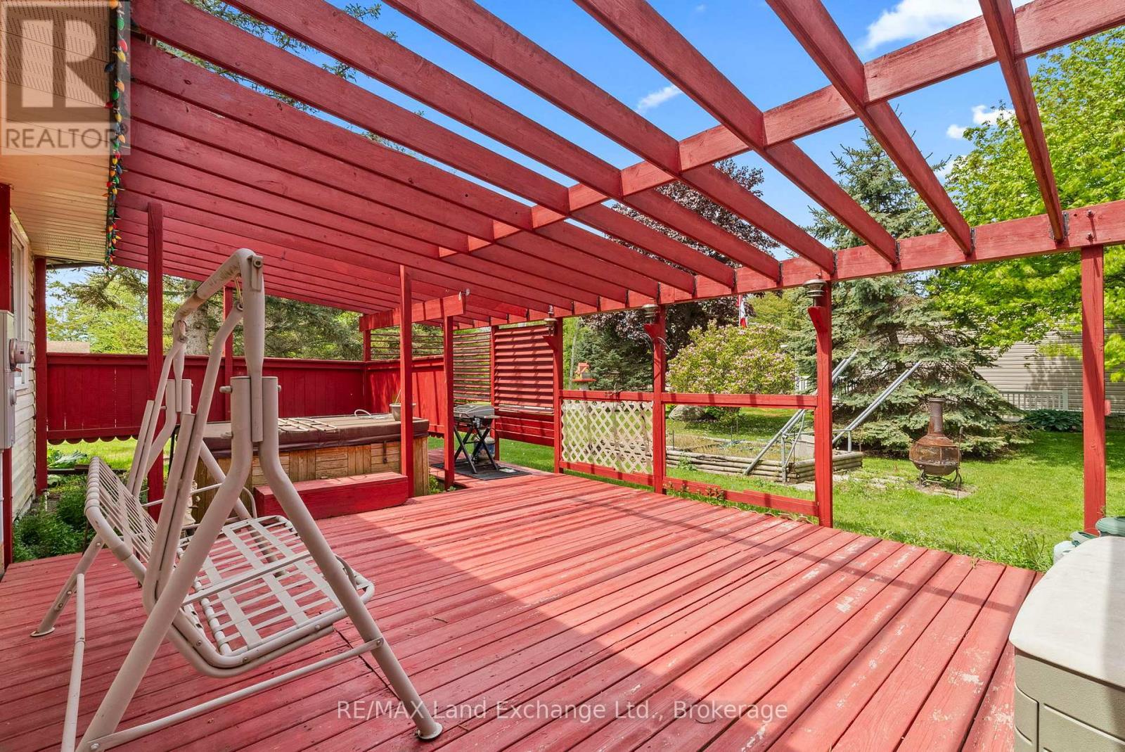 401 Winnebago Road, Huron-Kinloss, ON - Outdoor With Deck Patio Veranda