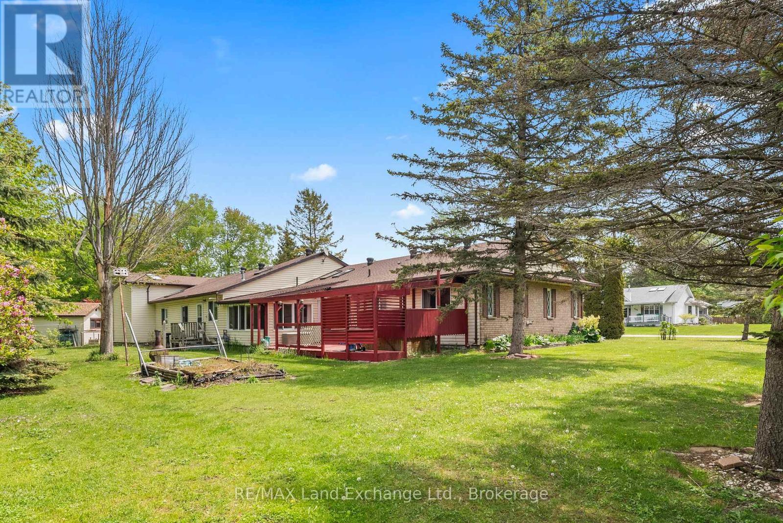 401 Winnebago Road, Huron-Kinloss, ON - Outdoor