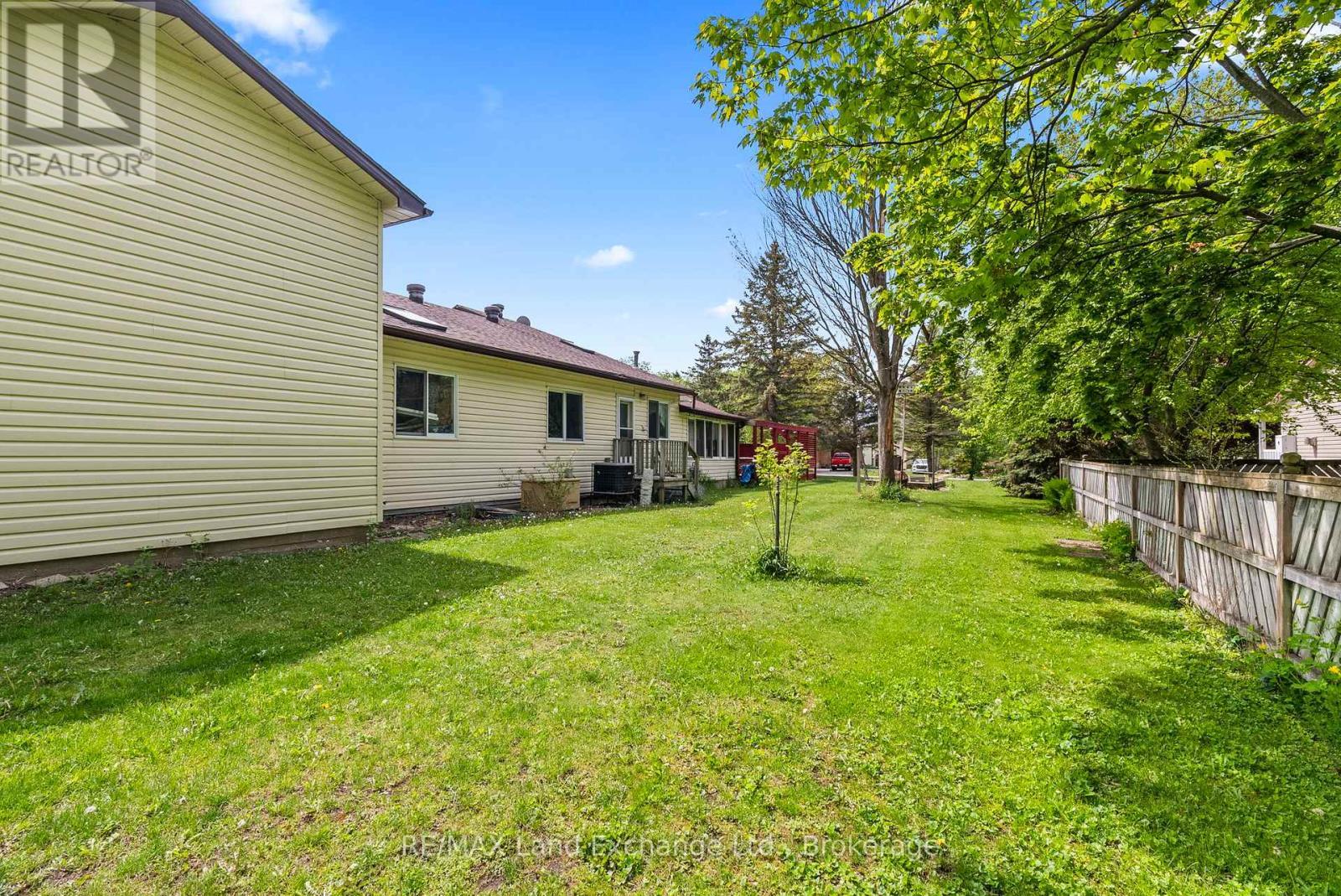 401 Winnebago Road, Huron-Kinloss, ON - Outdoor